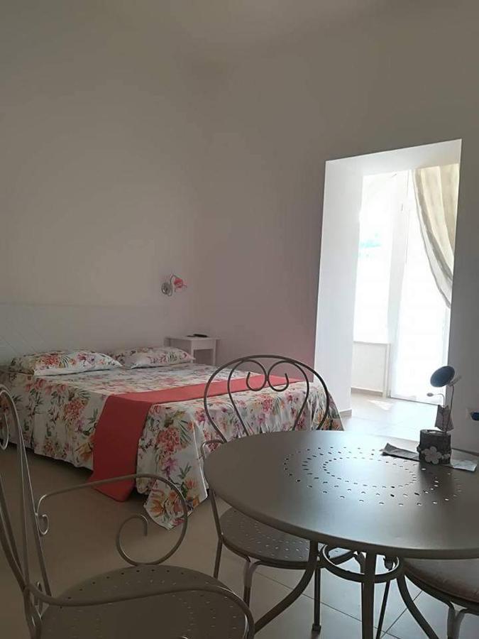 Vietri Il Covo Delle Civette B&B 객실 사진